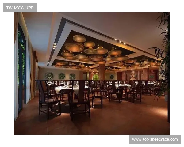 济南赛期餐饮市场火爆 特色餐厅高峰时段座无虚席 济南赛期餐饮市场火爆 特色餐厅高峰时段座无虚席
